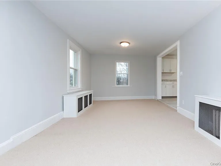 167 Brook St #2 — Photo 11