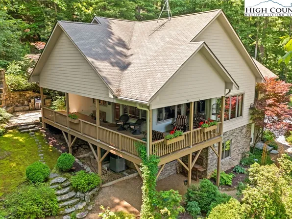 1583 Fall Creek Road, Purlear, NC 28665