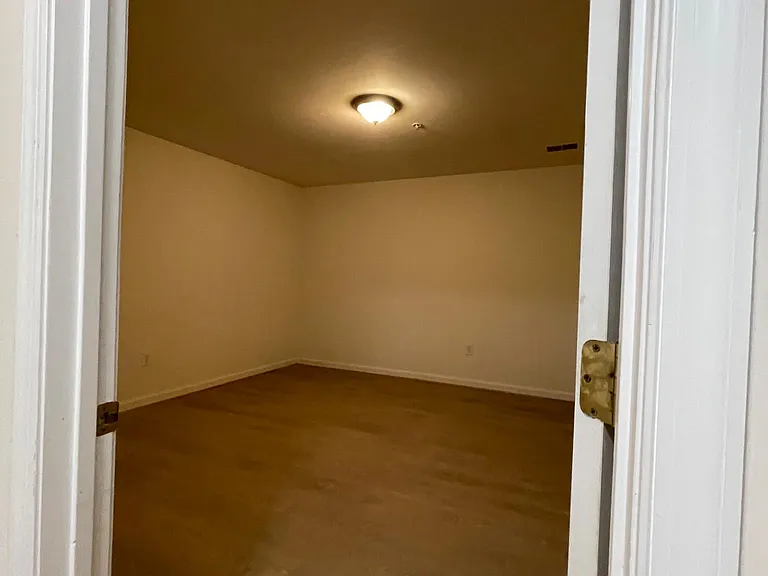 3208 Stanford St — Photo 24