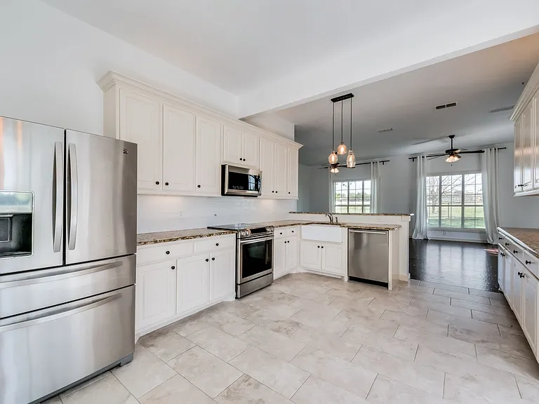 5893 FM 1827 — Photo 12