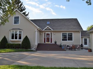 3817 Two Mile Rd, Kawkawlin, MI 48706