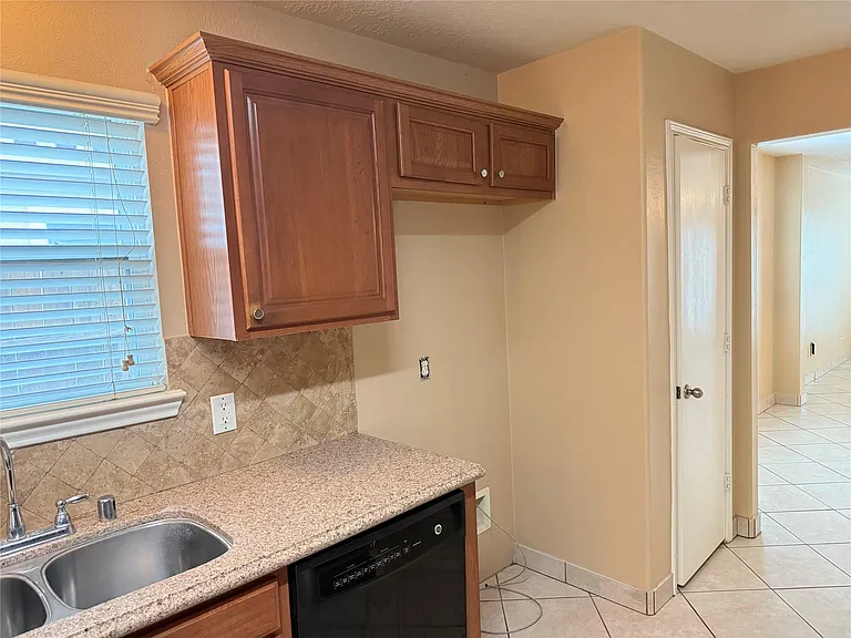 11227 Chelsea Oak St — Photo 13