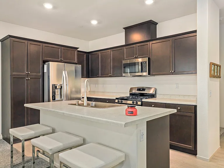 30411 Town Square Dr — Photo 7
