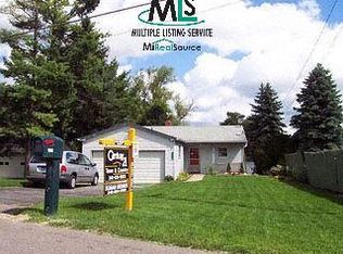 1862 Lakesview Dr, Oxford, MI 48371