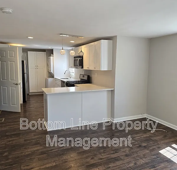 1017 Rodey Ave — Photo 4