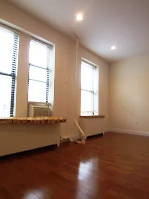 Rented by Waverly Realty | media 14