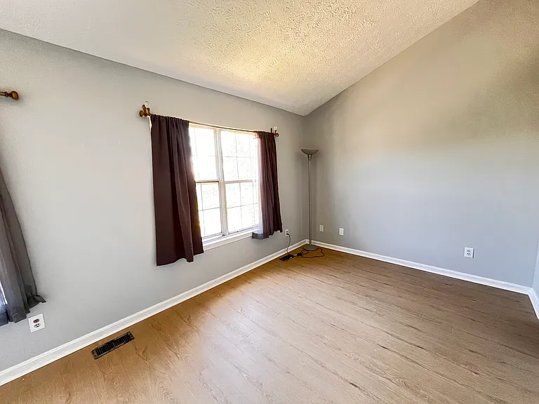 3301 Betterton Cir — Photo 12