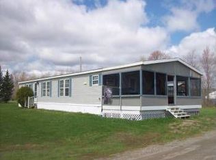 973 Hudson Rd, Glenburn, ME 04401