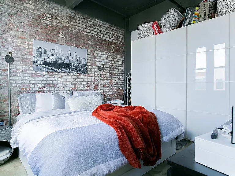 Reach Lofts — Photo 24