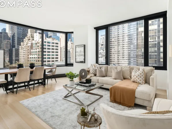 50 United Nations Plaza image 1 of 16