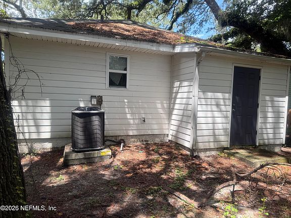 4th image of 3719 BRENTWOOD Boulevard