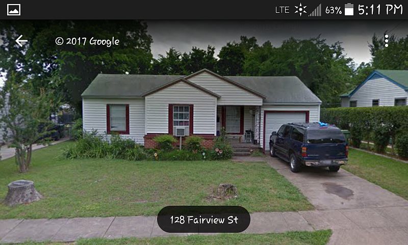 2nd image of 128 Fairview St