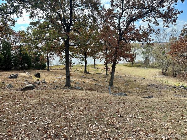 1082 Gaines Creek Loop, Eufaula, OK 74432