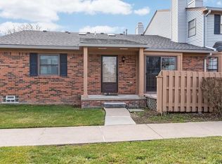 2071 Vine Way Dr APT 77, Canton, MI 48188