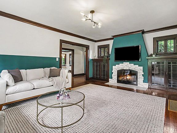 5th image of 119 Glenmary Ave