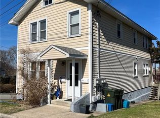 120 Riverview Ave, New London, CT 06320