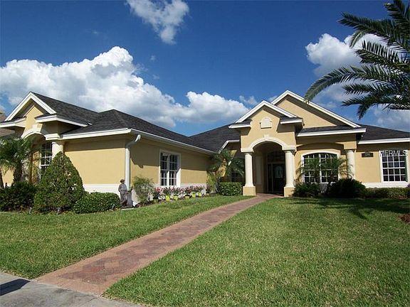 3rd image of 1208 Vista Hills Dr