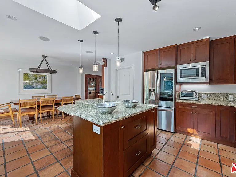 11940 Westminster Ave — Photo 19