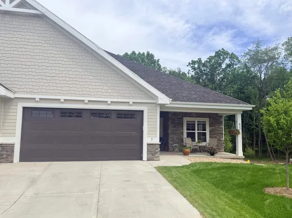 822 Deer Holw #7, Deforest, WI 53532