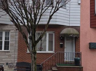 2602 S Camac St, Philadelphia, PA