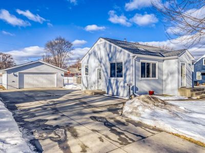 1021 Marshall Ave, Saint Paul Park, MN, 55071