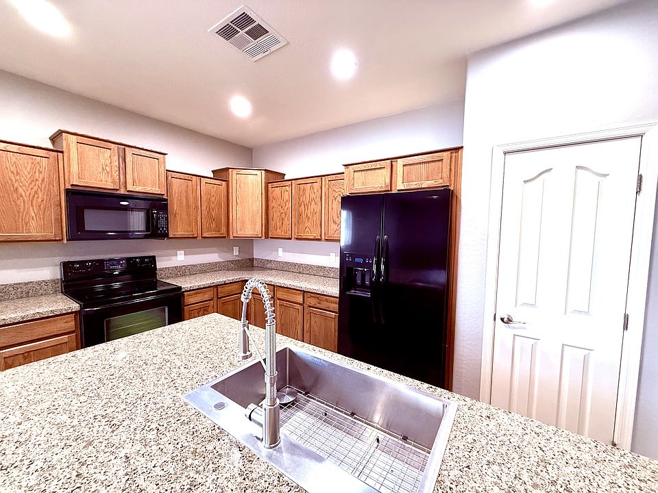 1st image of 2865 N Mystic Ct