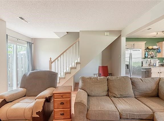 3rd image of 710 SE 13th St #150A