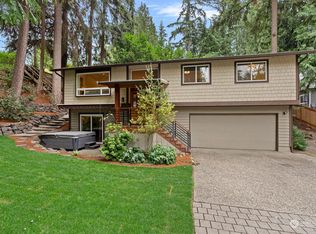 835 207th Ave NE, Sammamish, WA