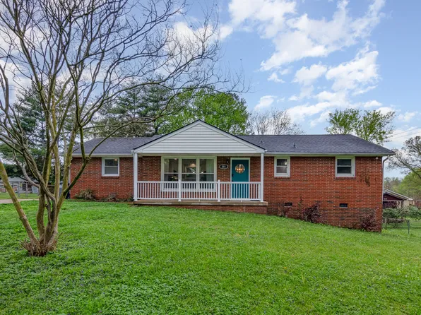 203 Orleans Dr, Clarksville, TN 37042