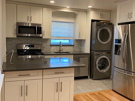 3rd image of 73-18 260th St Floor 1