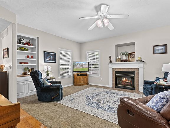 3rd image of 88 Andrew Drive