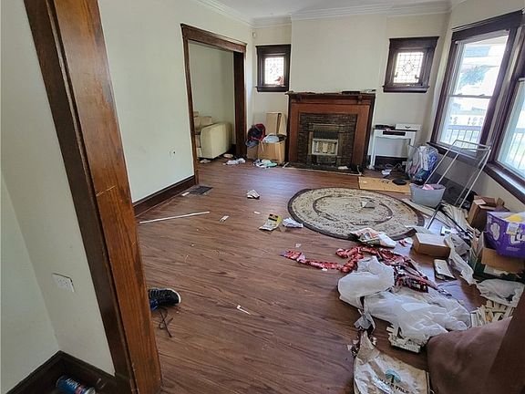 3rd image of 8203 Brinsmade Ave