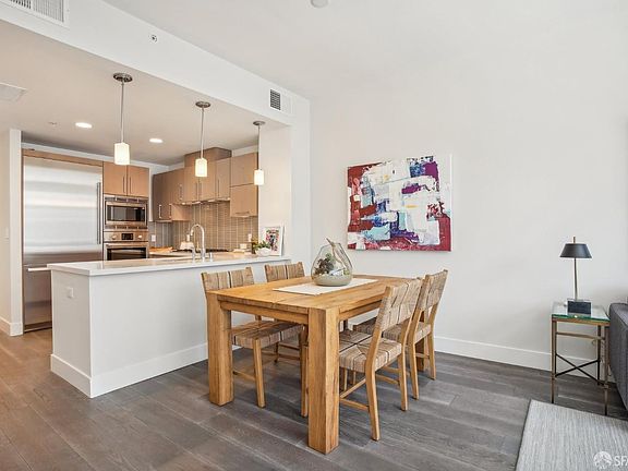 5th image of 72 Townsend St Unit 607