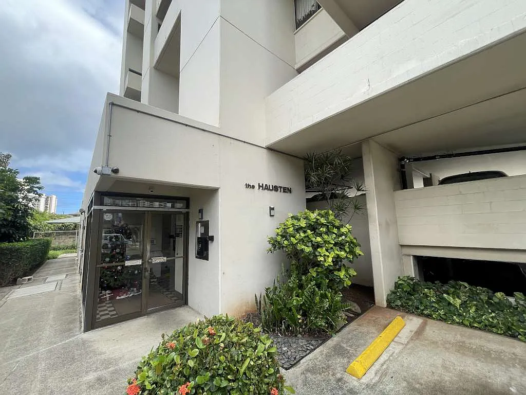 1 bed, 615 sqft, $2,100 — Photo 3