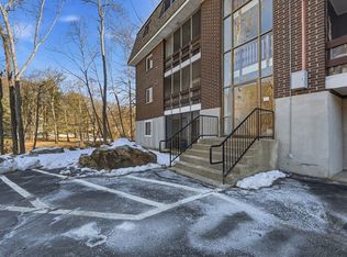 10 Mill St APT Q, Maynard, MA 01754