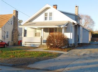 27 Riverview Ave, Groton, CT 06340