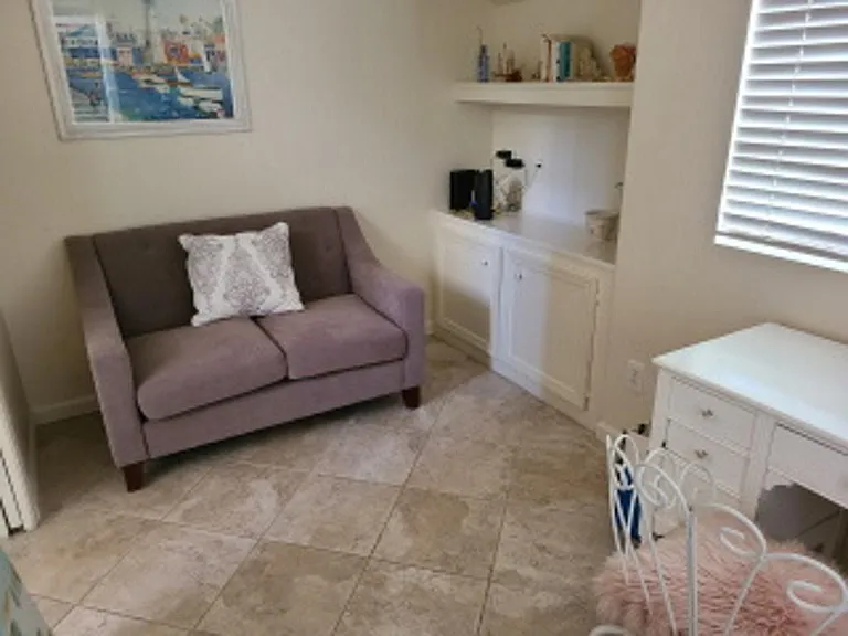 2 Portofino Dr — Photo 6
