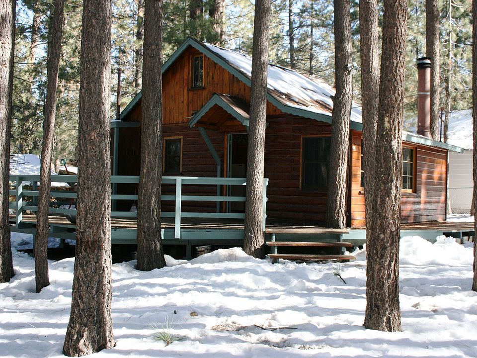 1st image of 41472 Comstock Ln