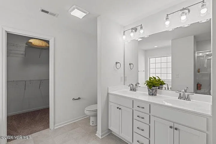 816 Knoll Cir — Photo 10