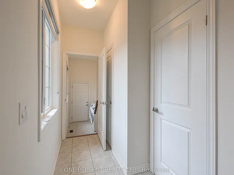 19838 Leslie St — Photo 18