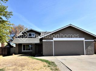 3909 Smithfield Way, Sacramento, CA 95826