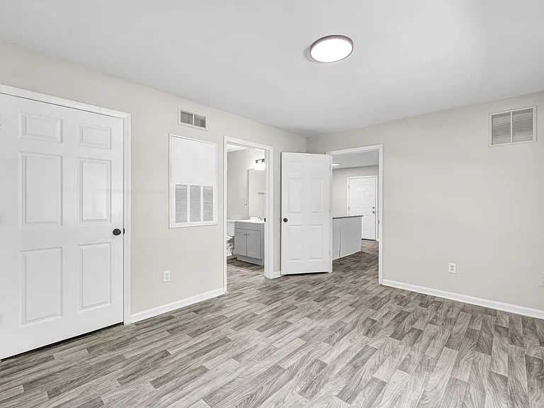 Millbrook Apartments — Photo 44