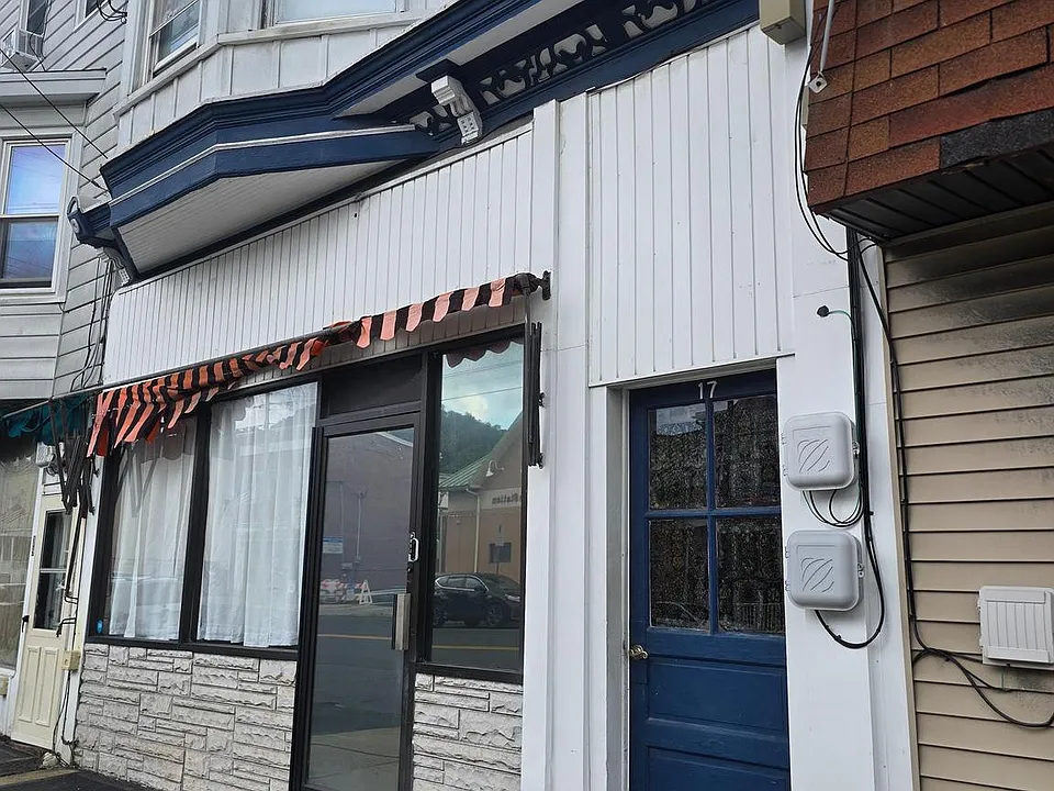 17 N 2nd St