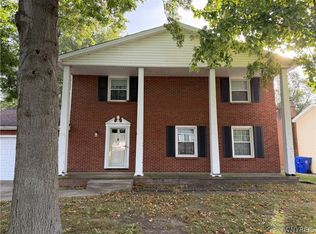 59 Pinewood Dr, Buffalo, NY 14224