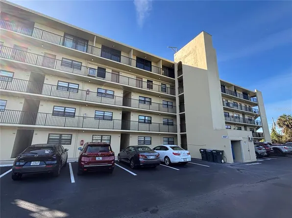 1437 N Atlantic Ave, Daytona Beach, FL