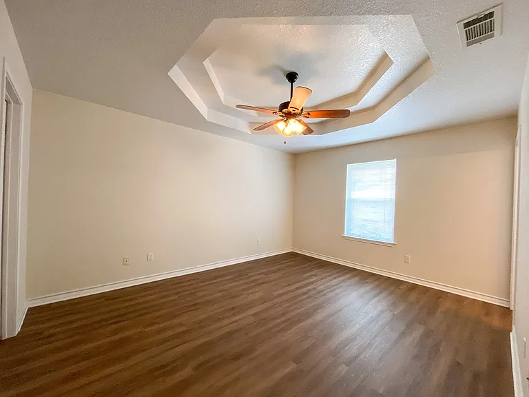 1663 Lantana Cir — Photo 8