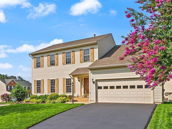 3rd image of 10324 Winged Elm Cir