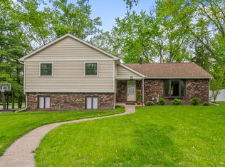 5304 Driftwood Ave, Kalamazoo, MI 49009