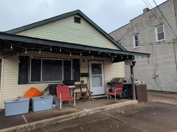 97 W 40th St, Shadyside, OH 43947