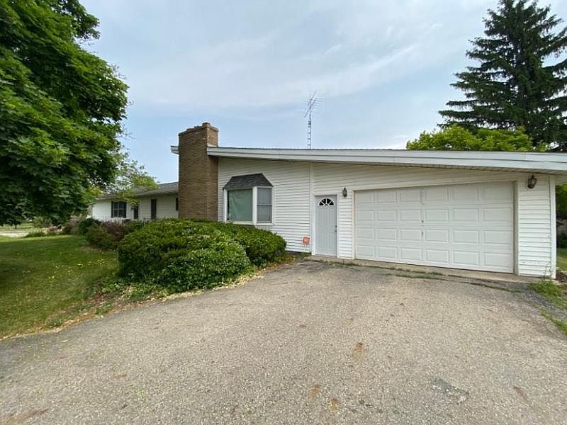 1212 N Van Dyke Rd, Bad Axe, MI 48413 Zillow